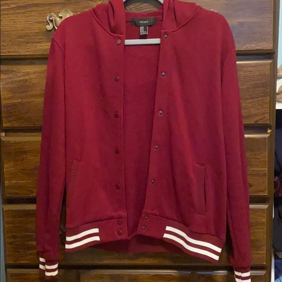 Forever 21 Tops - Button down maroon sweatshirt